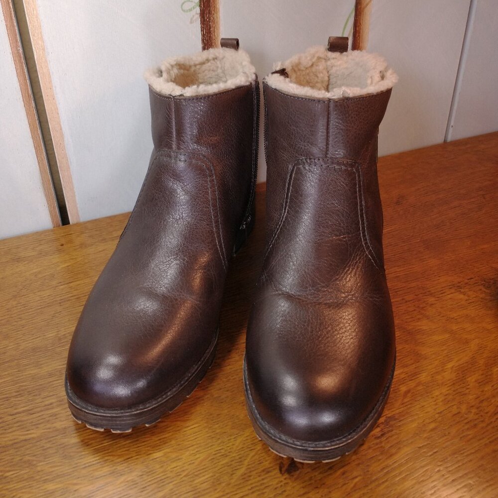 Naturalizer Tamsie Leather and Faux Sherpa Ankle Boots Size 10